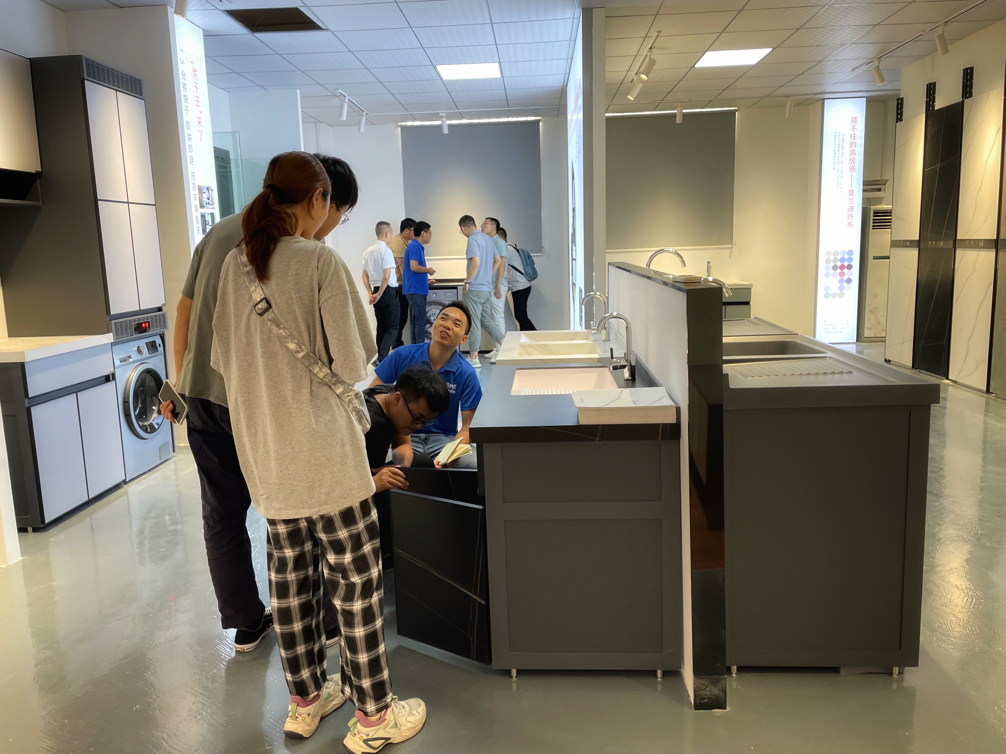 屋之秀· 发岩人| 热烈欢迎九牧集团领导莅临考察参观(图7)